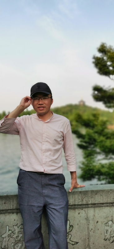 大叔有点忙的第三张照片--遵义认干亲服务网